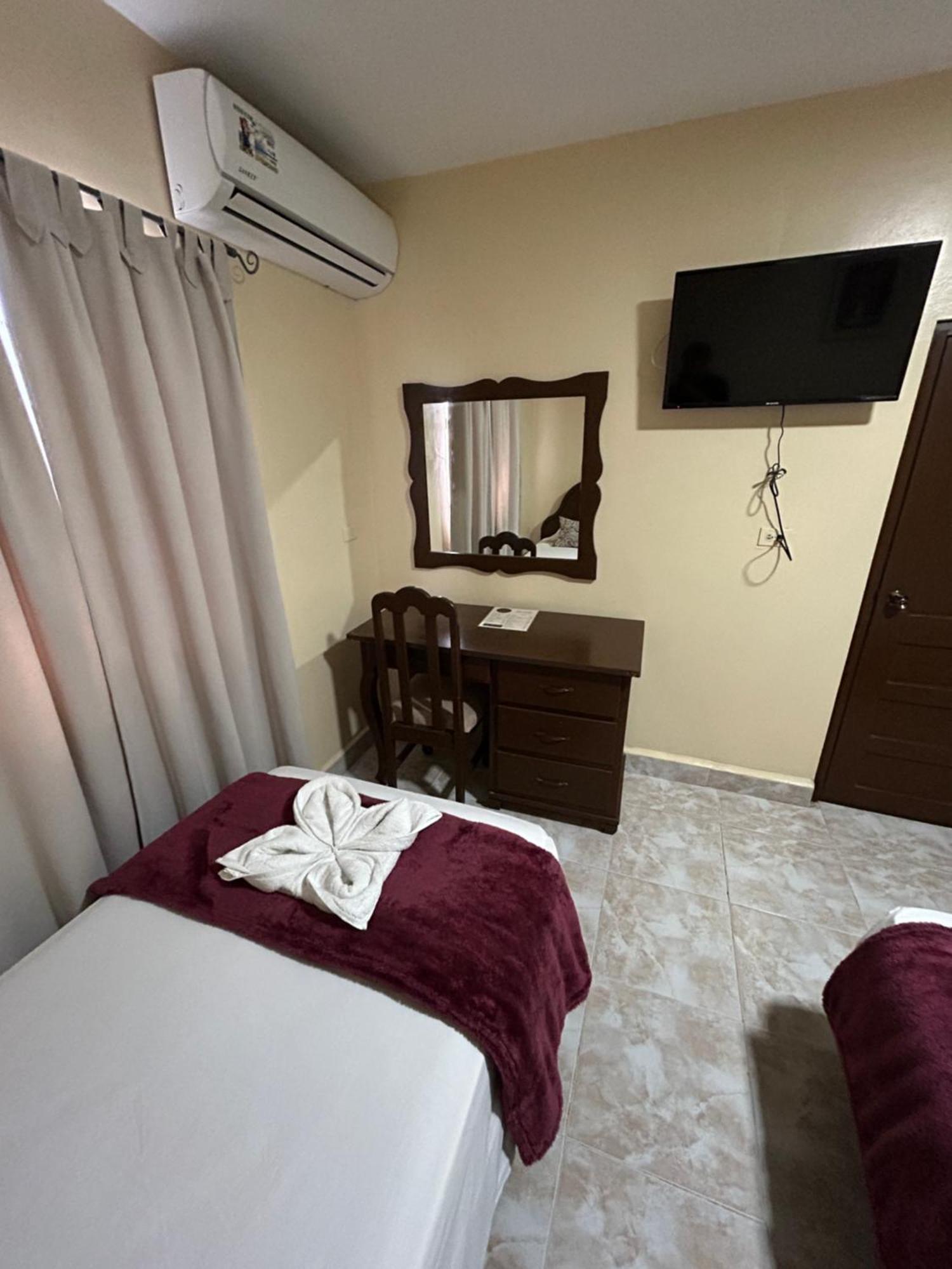 Hotel Madrid Chiriqui Давид Екстер'єр фото