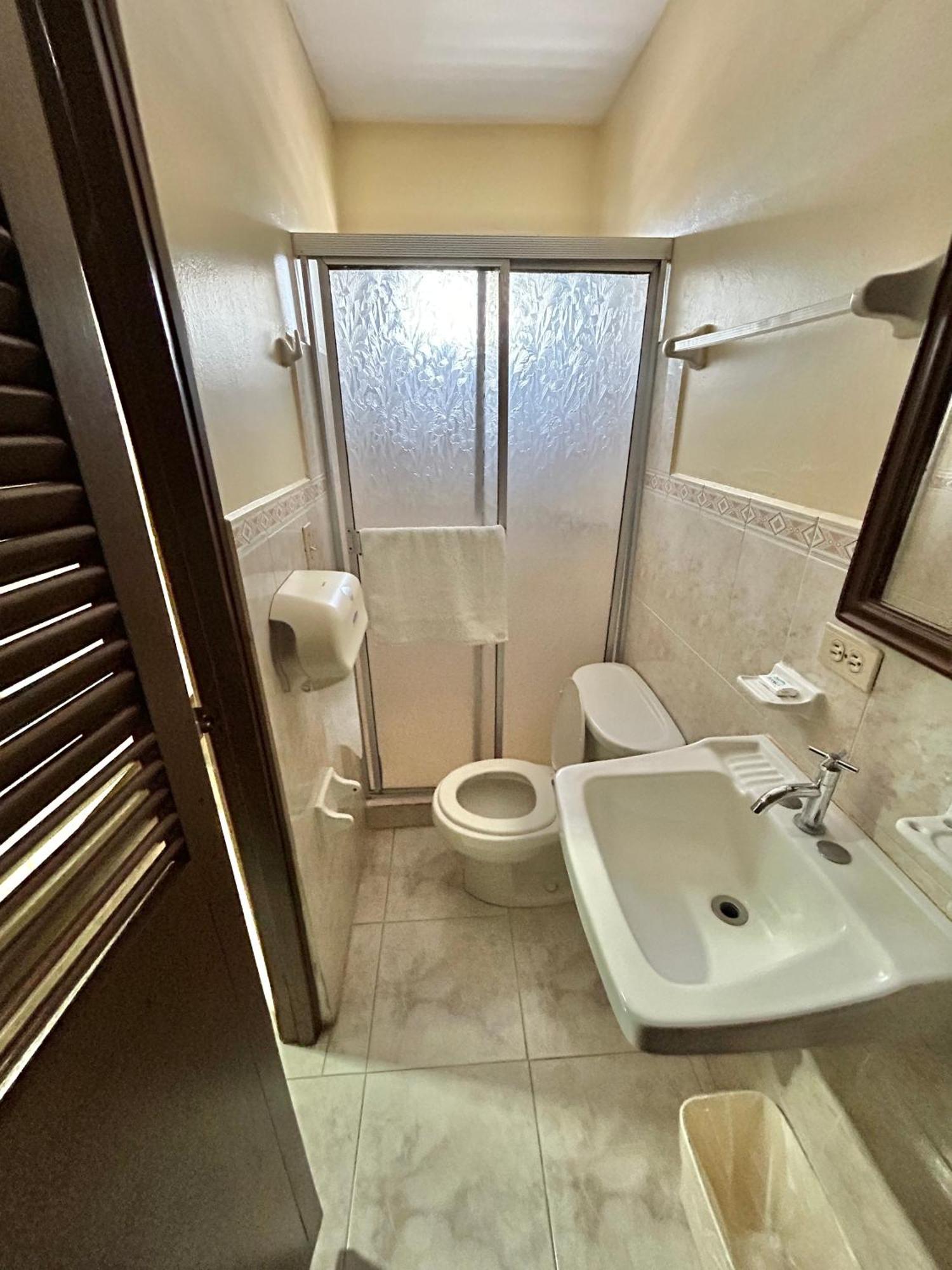 Hotel Madrid Chiriqui Давид Екстер'єр фото