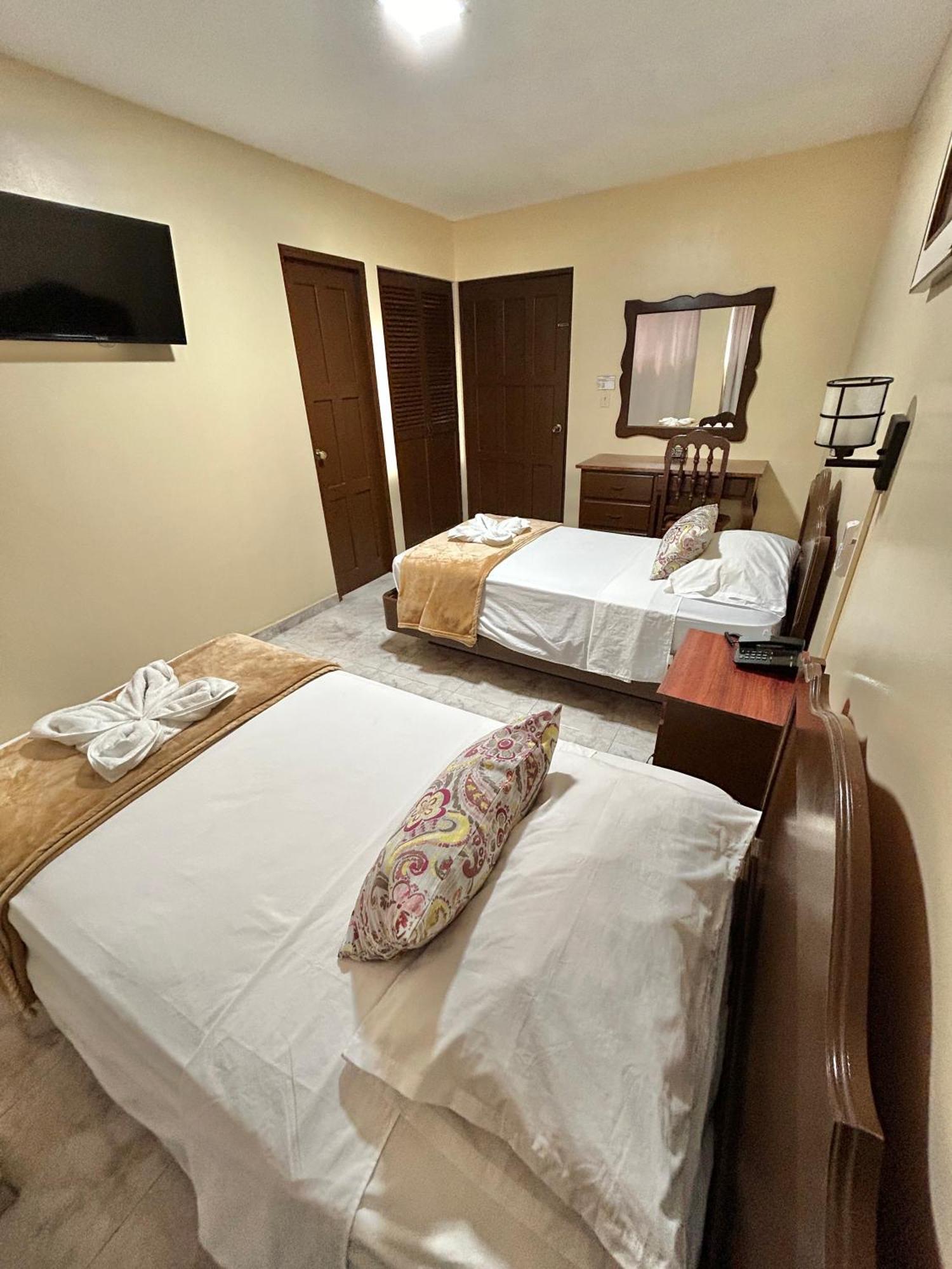 Hotel Madrid Chiriqui Давид Екстер'єр фото